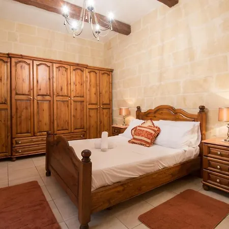 Grand Casa vacanze La Valletta